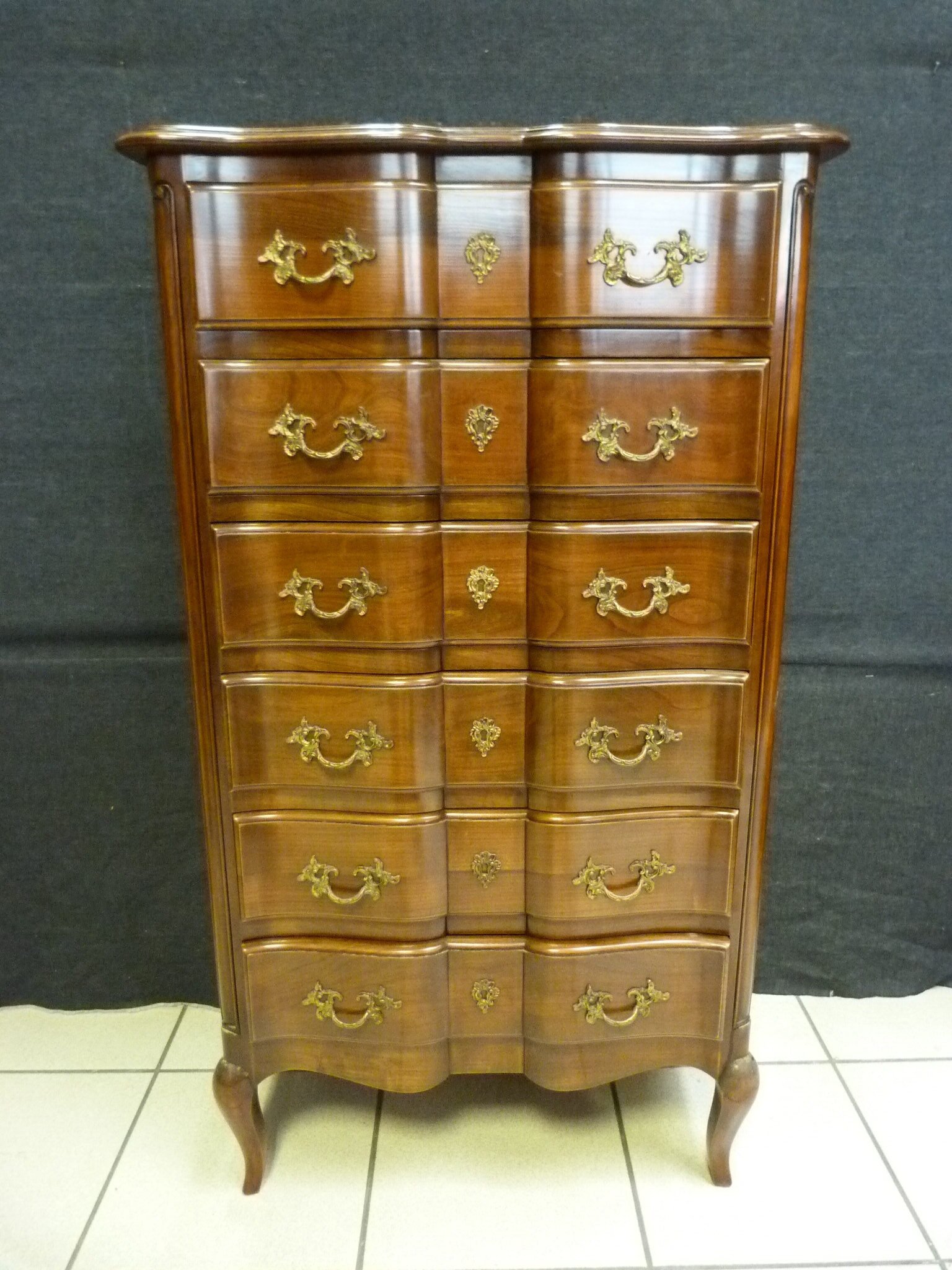 Lot 203