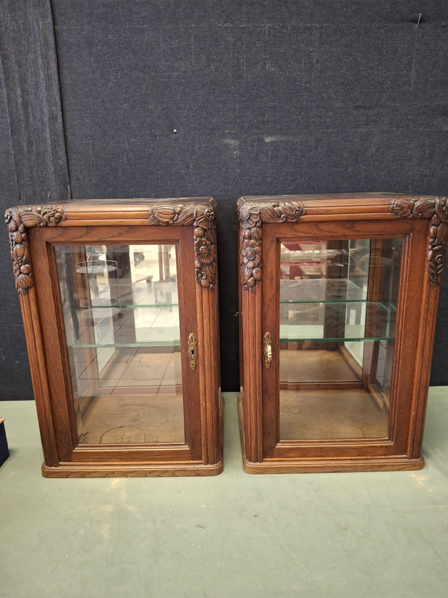 Lot 266