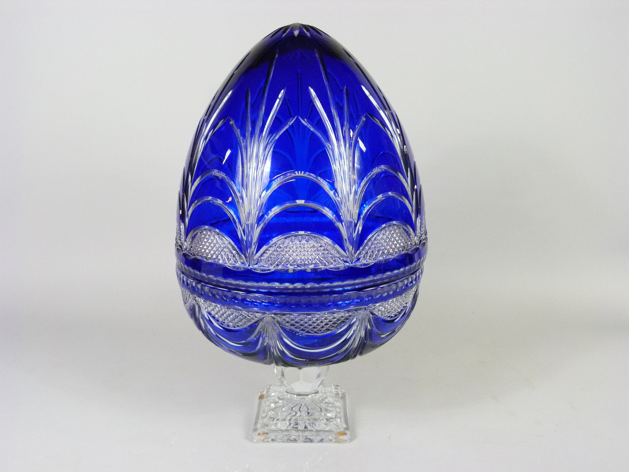 Lot 196