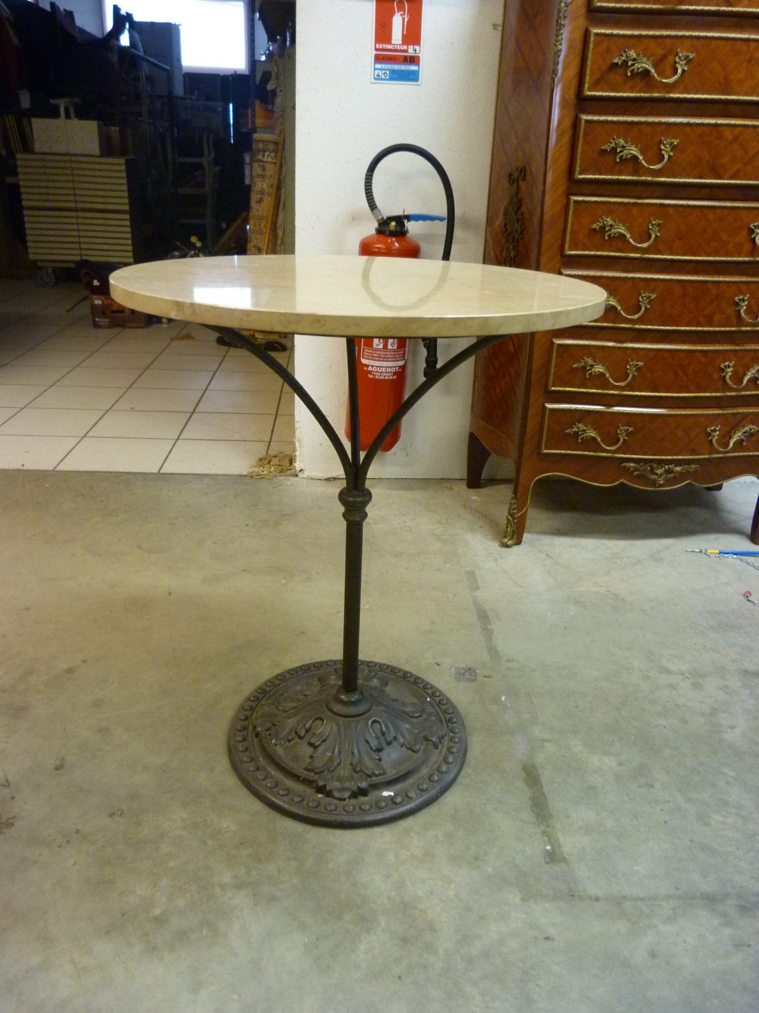 Lot 252