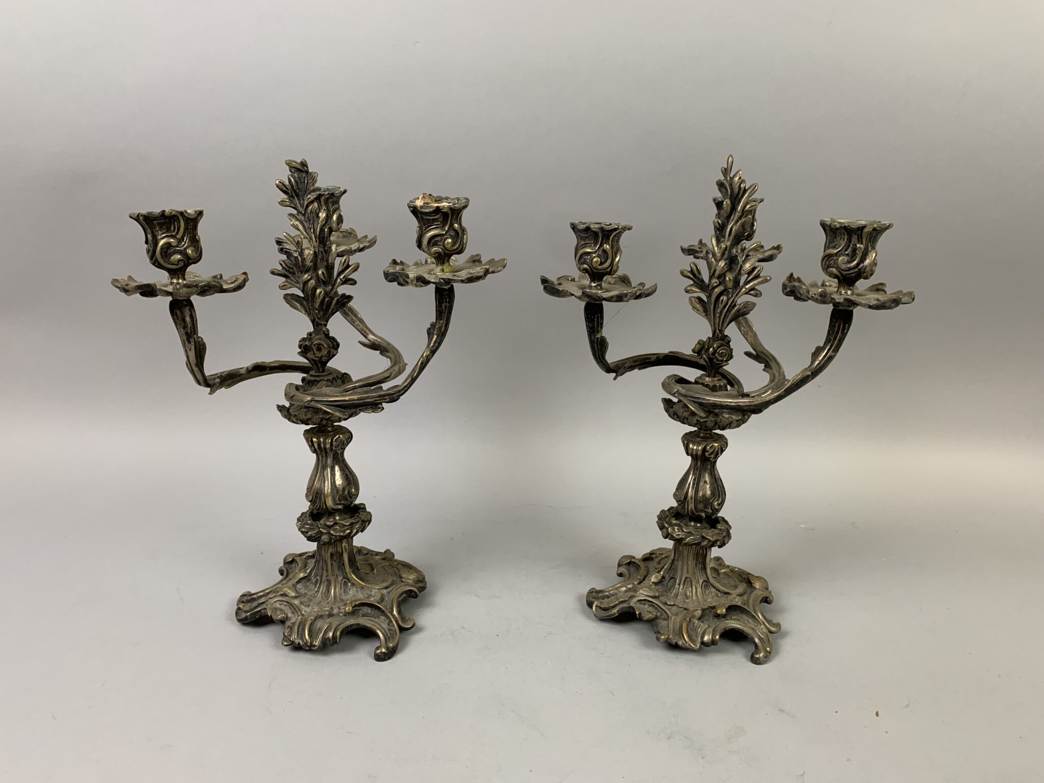 Lot 271