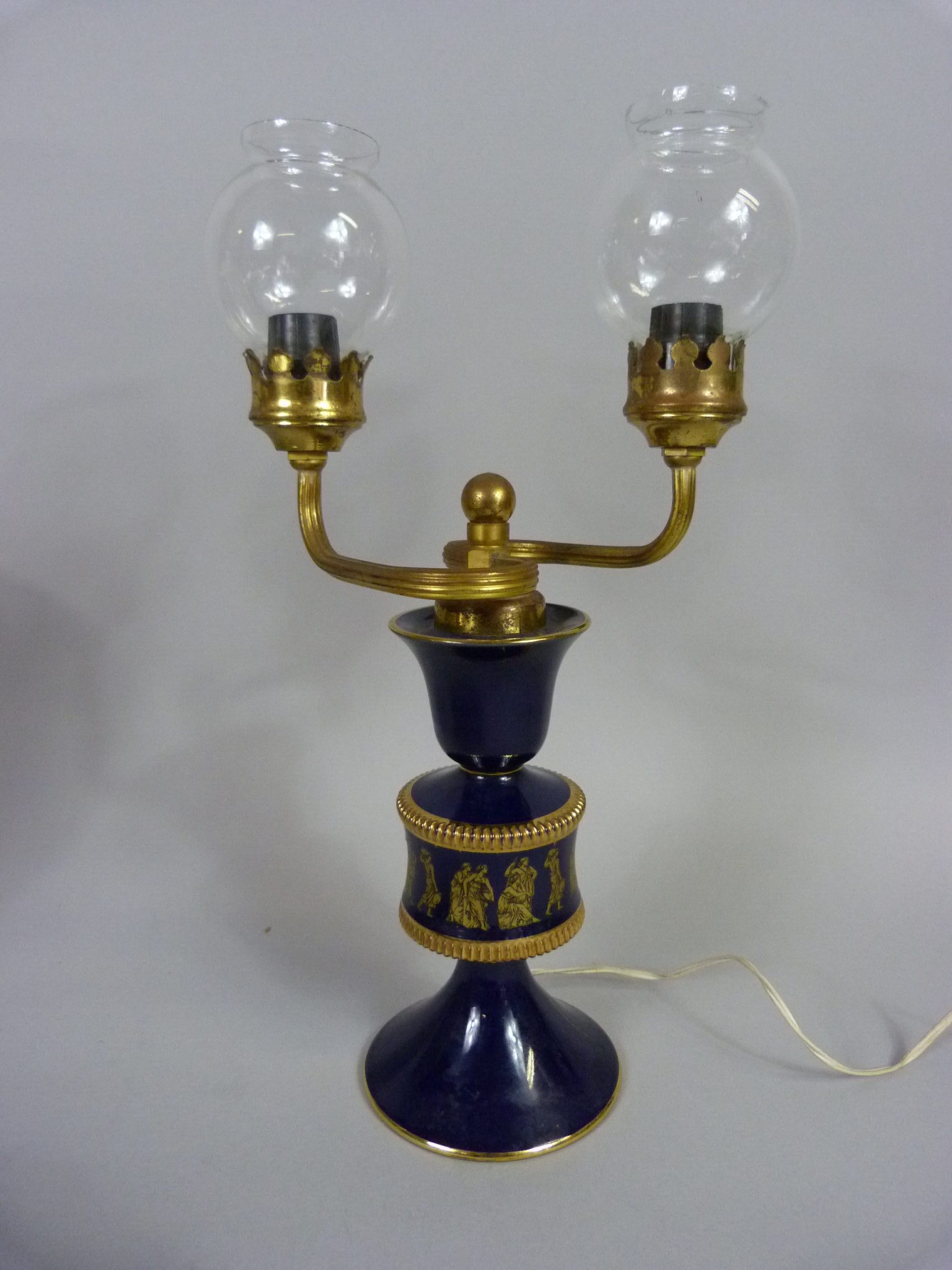 Lot 272